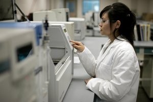 污水處理廠如何選擇水質(zhì)污水在線自動(dòng)監(jiān)測(cè)儀設(shè)備